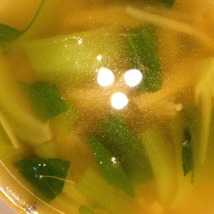 青梗菜とえのきとじゃがいもの中華スープ